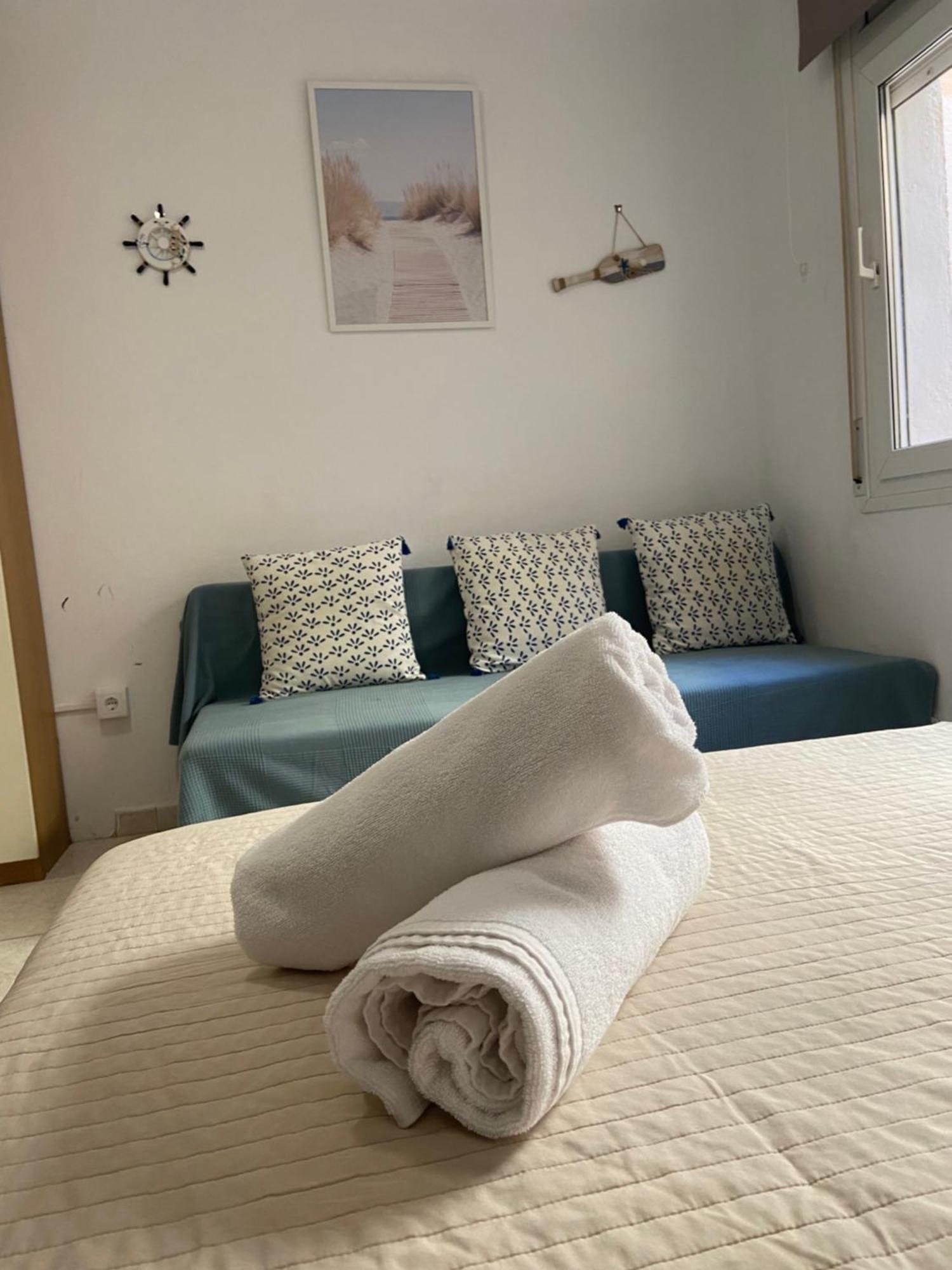 Apartamentosbiamar 캠브릴스 외부 사진