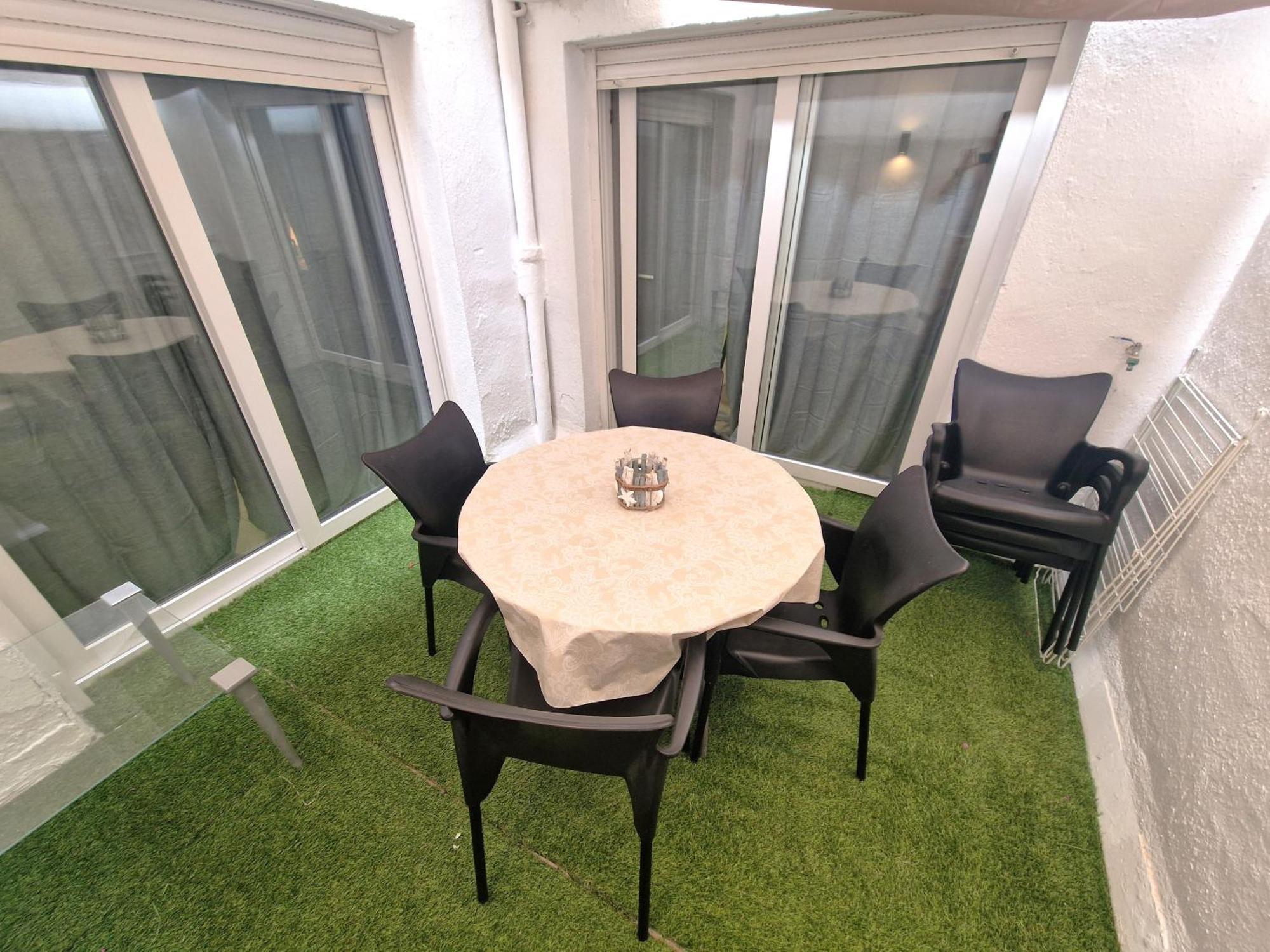 Apartamentosbiamar 캠브릴스 외부 사진