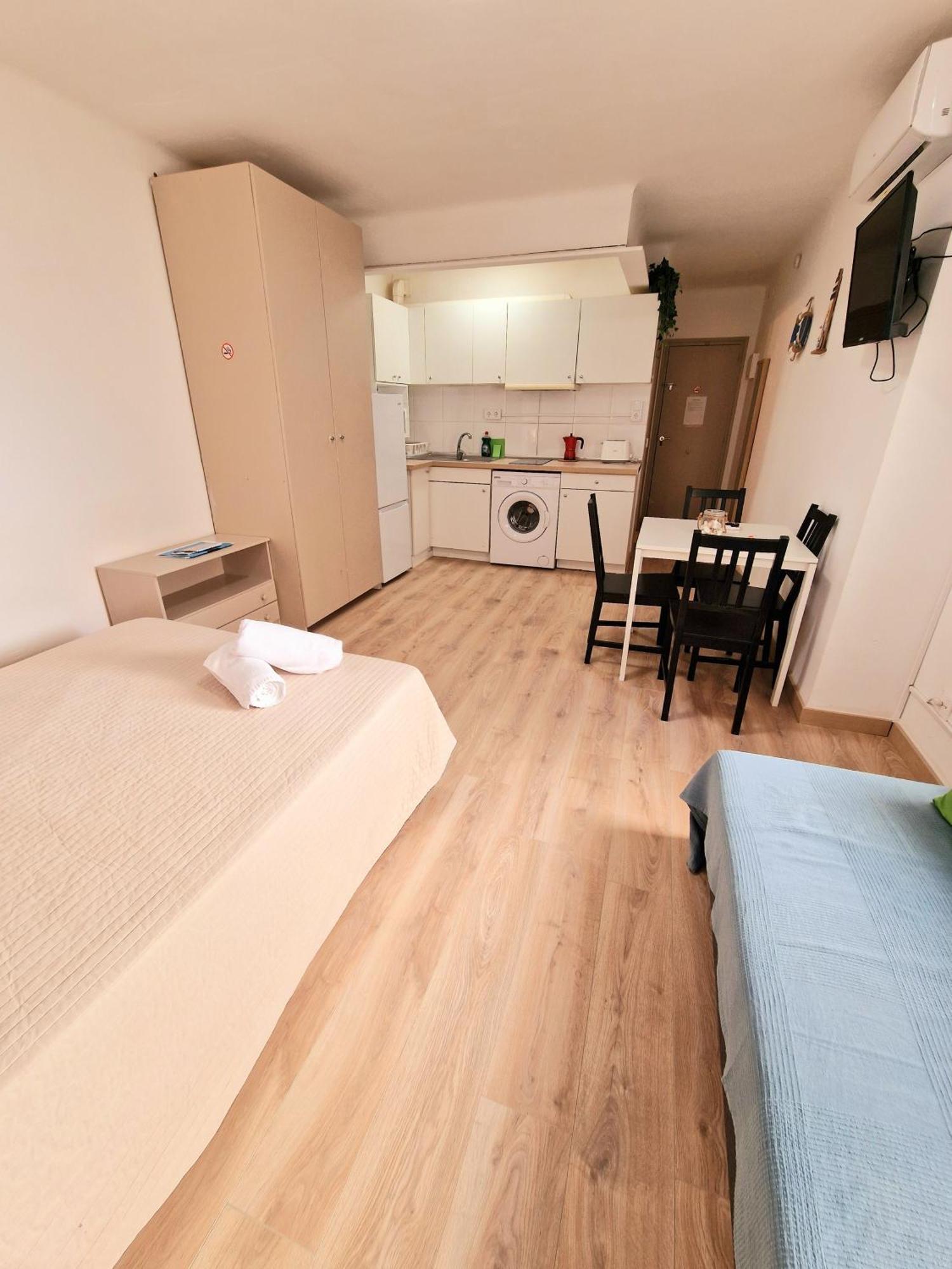 Apartamentosbiamar 캠브릴스 외부 사진